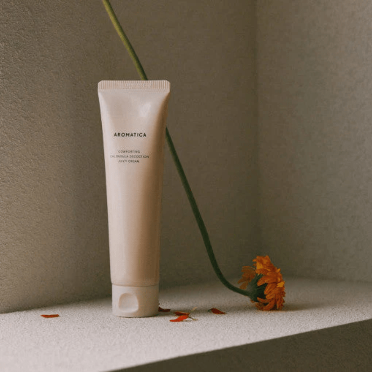 AROMATICA Cream 150ml AROMATICA Comforting Calendula Decoction Juicy Cream
