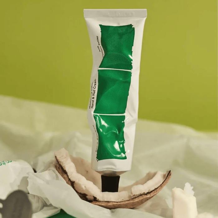 HARUHARU WONDER Hand Cream 50ml HARUHARU WONDER Black Bamboo Nourishing Calming Hand & Nail Cream
