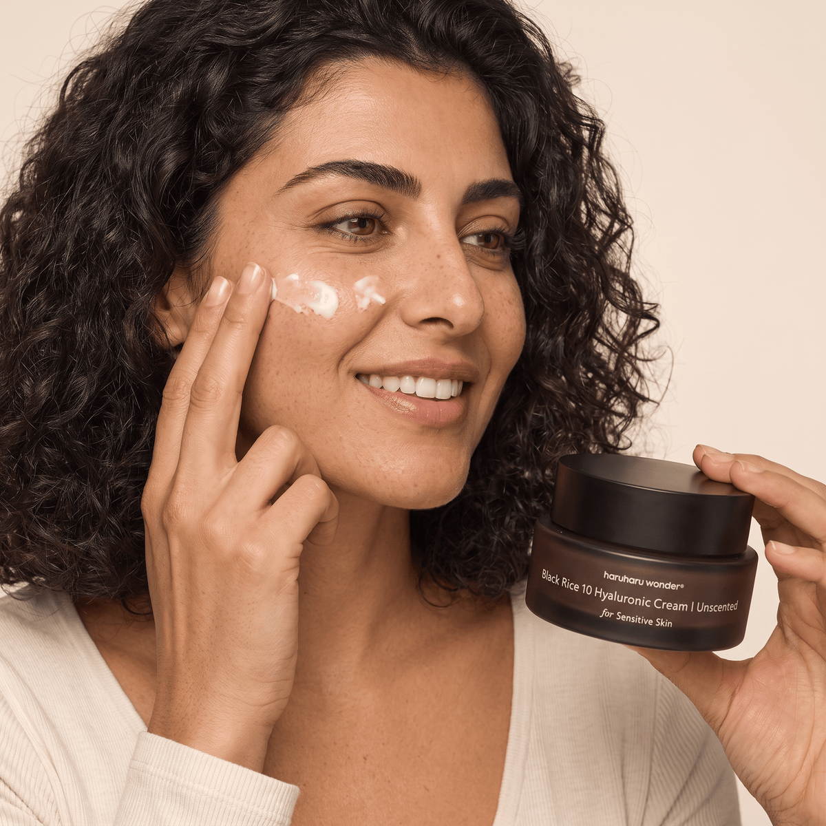 HARUHARU WONDER Black Rice 10 Hyaluronic Cream Unscented - experience