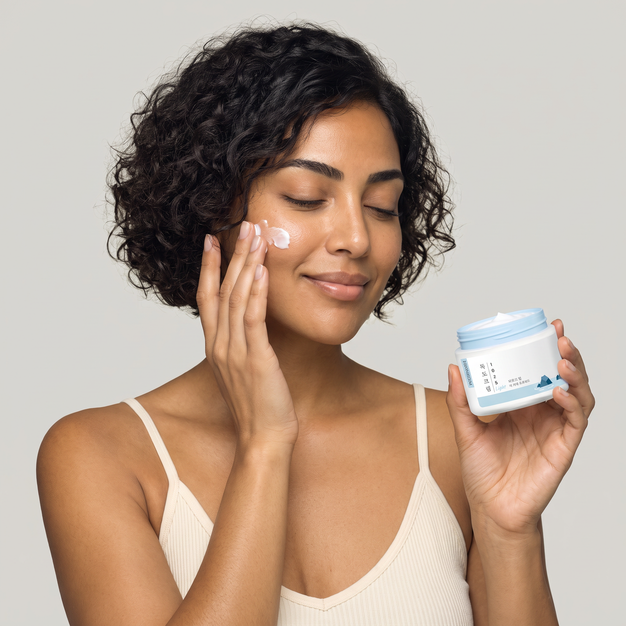 round lab 1025 dokdo light cream — real texture experience